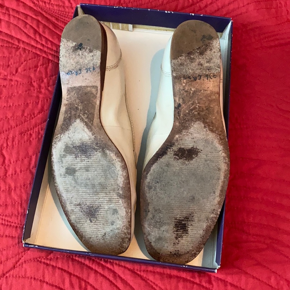 Beautiful, cream, VINTAGE, NORDSTROM loafers!!